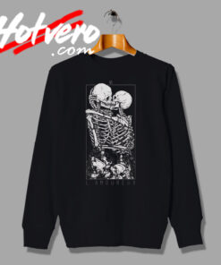 The Lovers Tarot Card Kissing Graphic Sweatshirt