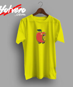 Lowly the Worm and His Apple Car Urban T Shirt