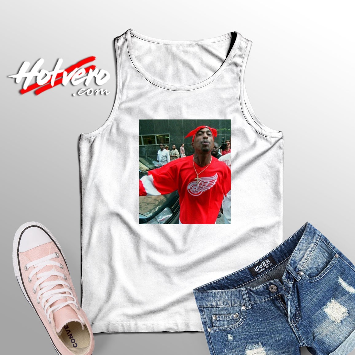 Tupac Shakur Wearing Detroit Unisex Tank Top