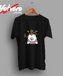 Kobe Wearing Gretzky Vintage T shirt